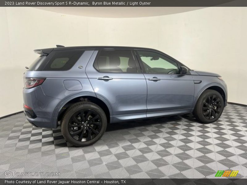 Byron Blue Metallic / Light Oyster 2023 Land Rover Discovery Sport S R-Dynamic