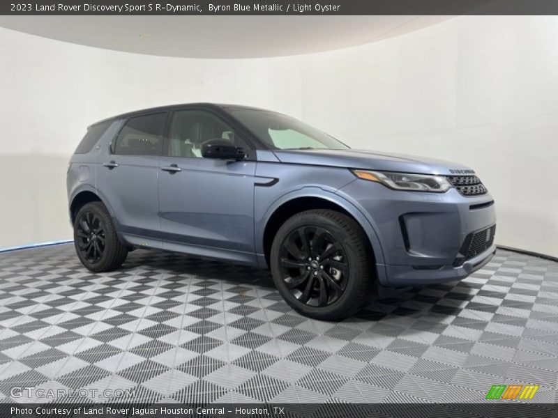 Byron Blue Metallic / Light Oyster 2023 Land Rover Discovery Sport S R-Dynamic