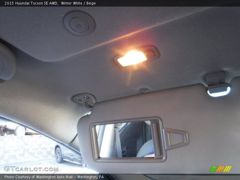 Winter White / Beige 2015 Hyundai Tucson SE AWD