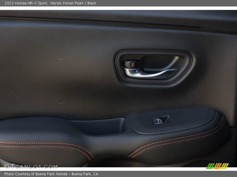 Nordic Forest Pearl / Black 2023 Honda HR-V Sport