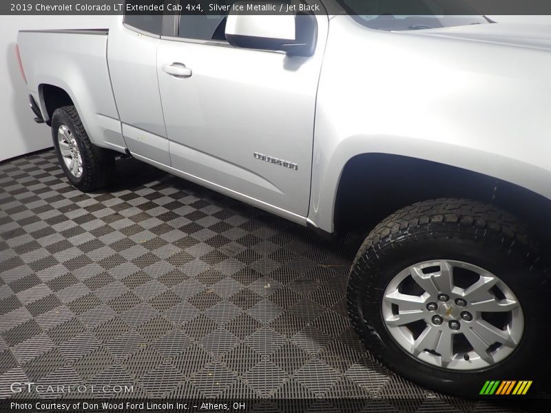 Silver Ice Metallic / Jet Black 2019 Chevrolet Colorado LT Extended Cab 4x4