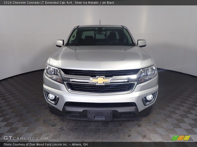 Silver Ice Metallic / Jet Black 2019 Chevrolet Colorado LT Extended Cab 4x4
