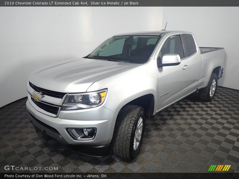 Silver Ice Metallic / Jet Black 2019 Chevrolet Colorado LT Extended Cab 4x4