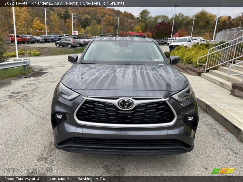 Magnetic Gray Metallic / Graphite 2022 Toyota Highlander LE AWD