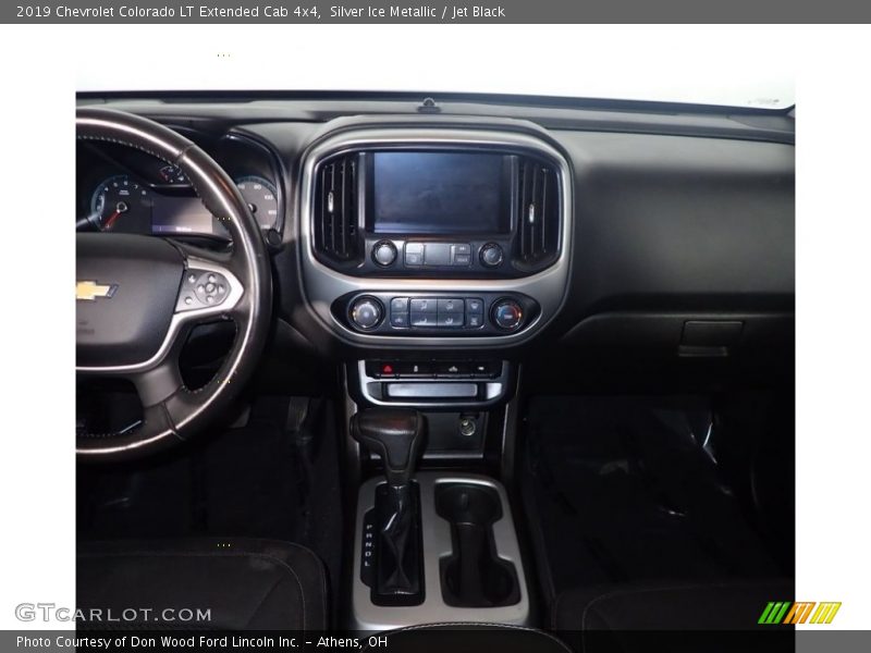 Silver Ice Metallic / Jet Black 2019 Chevrolet Colorado LT Extended Cab 4x4