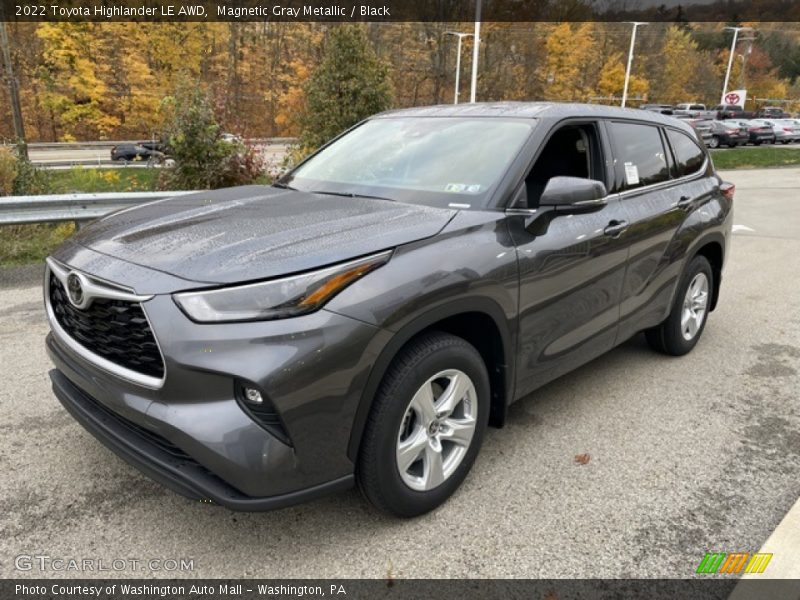 Magnetic Gray Metallic / Black 2022 Toyota Highlander LE AWD