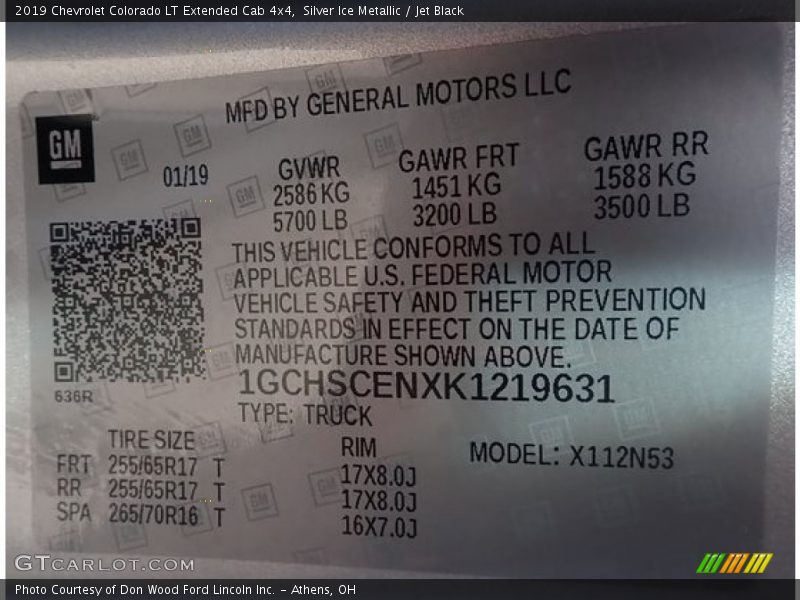 Silver Ice Metallic / Jet Black 2019 Chevrolet Colorado LT Extended Cab 4x4