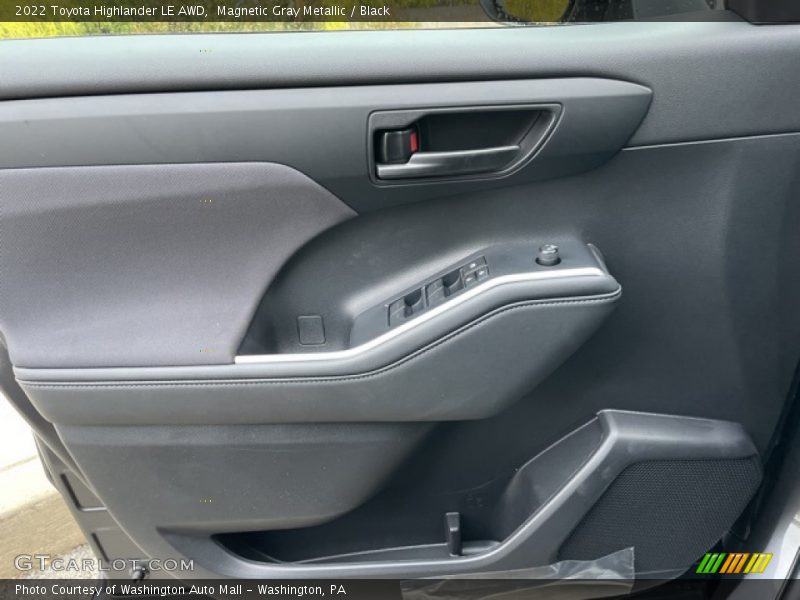 Magnetic Gray Metallic / Black 2022 Toyota Highlander LE AWD