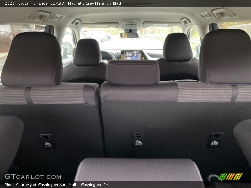 Magnetic Gray Metallic / Black 2022 Toyota Highlander LE AWD