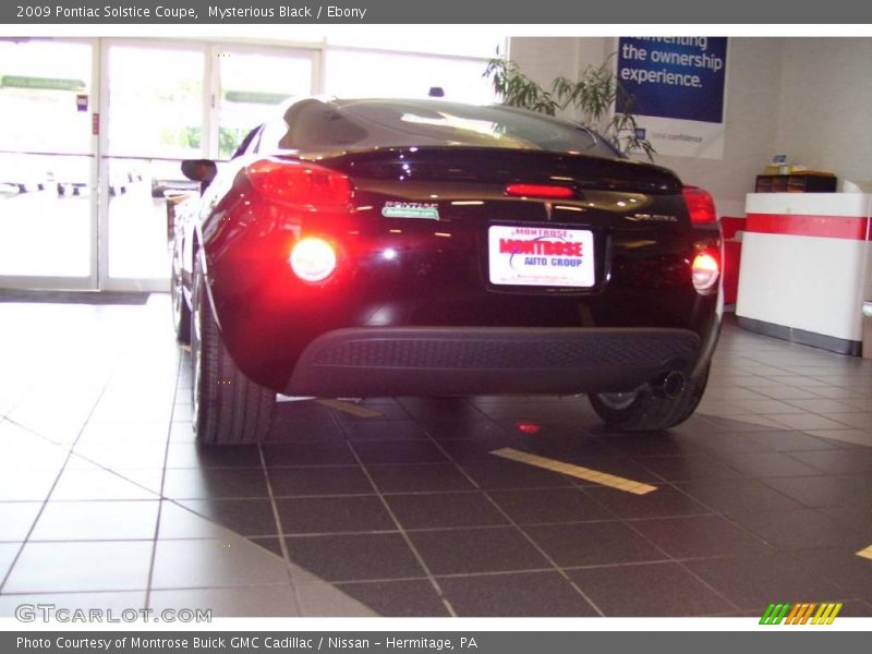 Mysterious Black / Ebony 2009 Pontiac Solstice Coupe