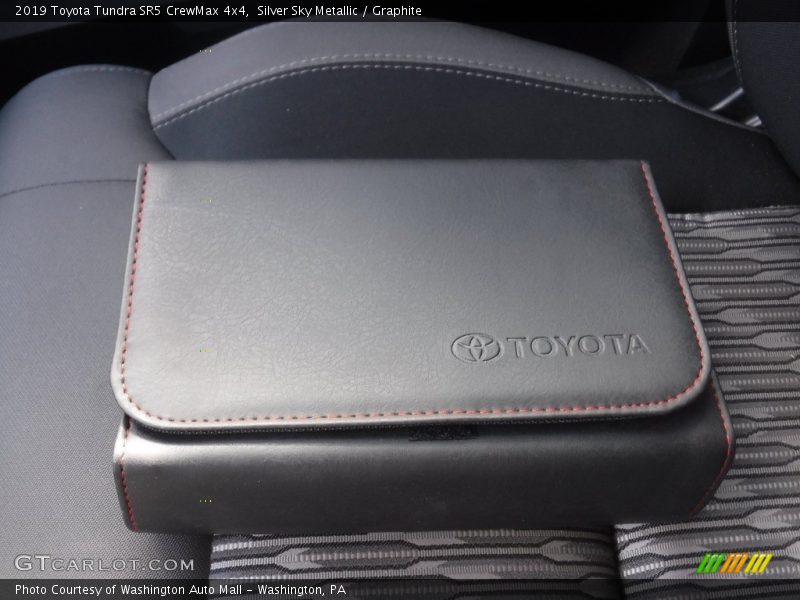 Silver Sky Metallic / Graphite 2019 Toyota Tundra SR5 CrewMax 4x4