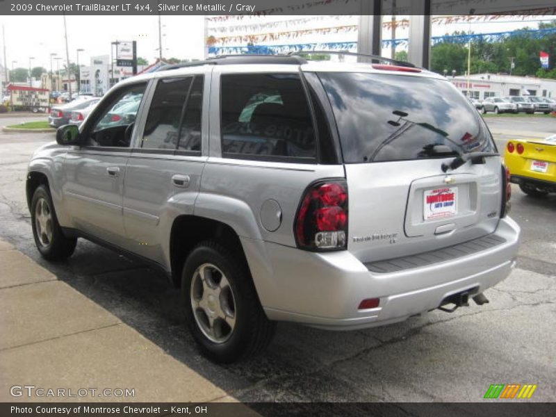 Silver Ice Metallic / Gray 2009 Chevrolet TrailBlazer LT 4x4