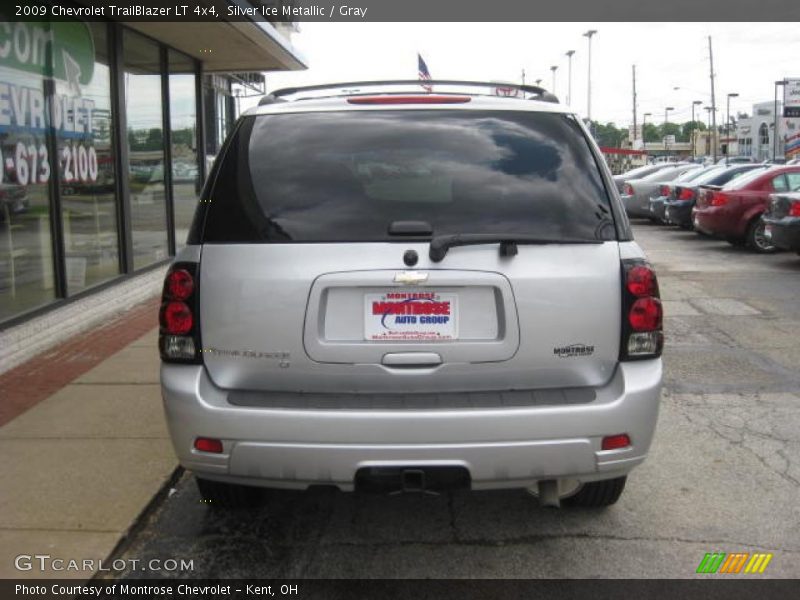 Silver Ice Metallic / Gray 2009 Chevrolet TrailBlazer LT 4x4