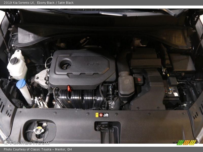 Ebony Black / Satin Black 2019 Kia Sorento LX