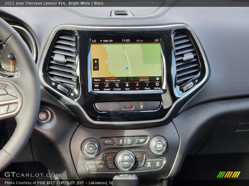 Bright White / Black 2022 Jeep Cherokee Limited 4x4