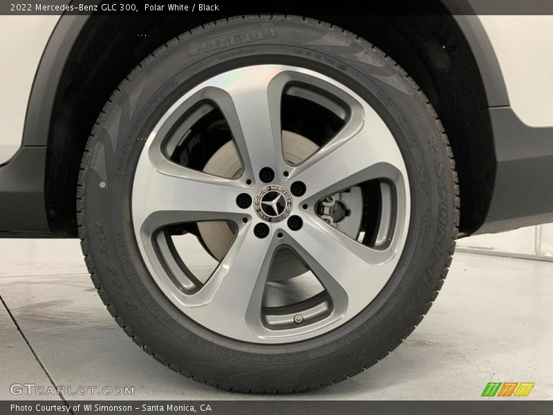 Polar White / Black 2022 Mercedes-Benz GLC 300