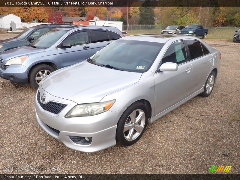 Classic Silver Metallic / Dark Charcoal 2011 Toyota Camry SE