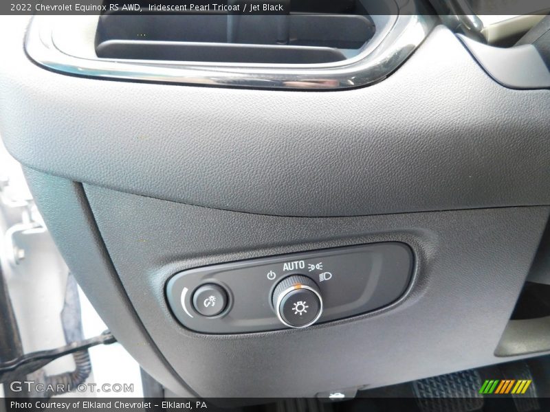 Iridescent Pearl Tricoat / Jet Black 2022 Chevrolet Equinox RS AWD