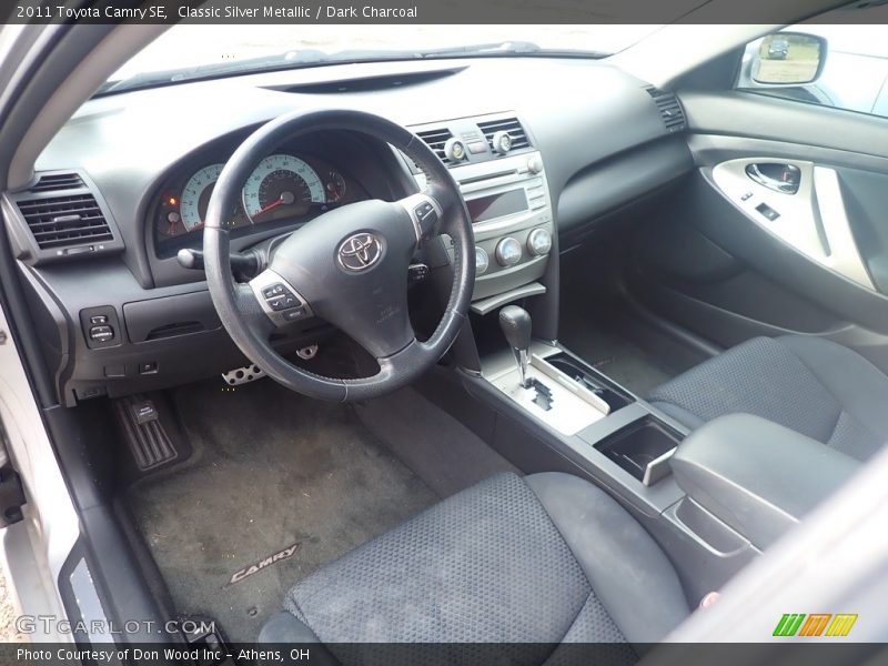 Classic Silver Metallic / Dark Charcoal 2011 Toyota Camry SE