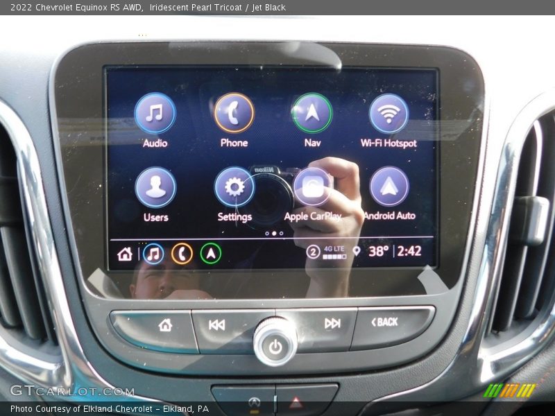 Iridescent Pearl Tricoat / Jet Black 2022 Chevrolet Equinox RS AWD