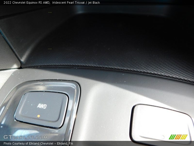 Iridescent Pearl Tricoat / Jet Black 2022 Chevrolet Equinox RS AWD