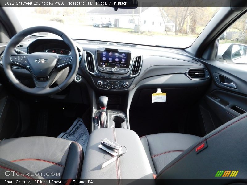 Iridescent Pearl Tricoat / Jet Black 2022 Chevrolet Equinox RS AWD