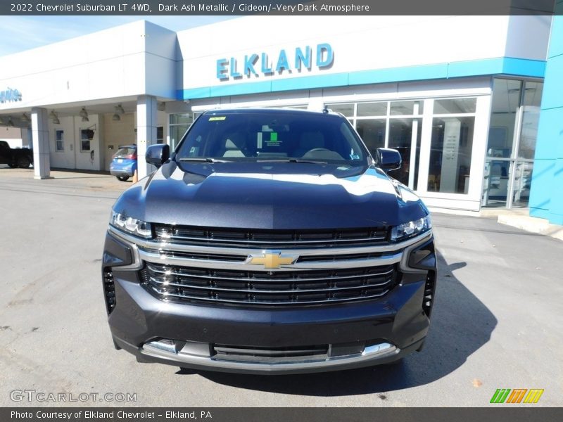 Dark Ash Metallic / Gideon/­Very Dark Atmosphere 2022 Chevrolet Suburban LT 4WD