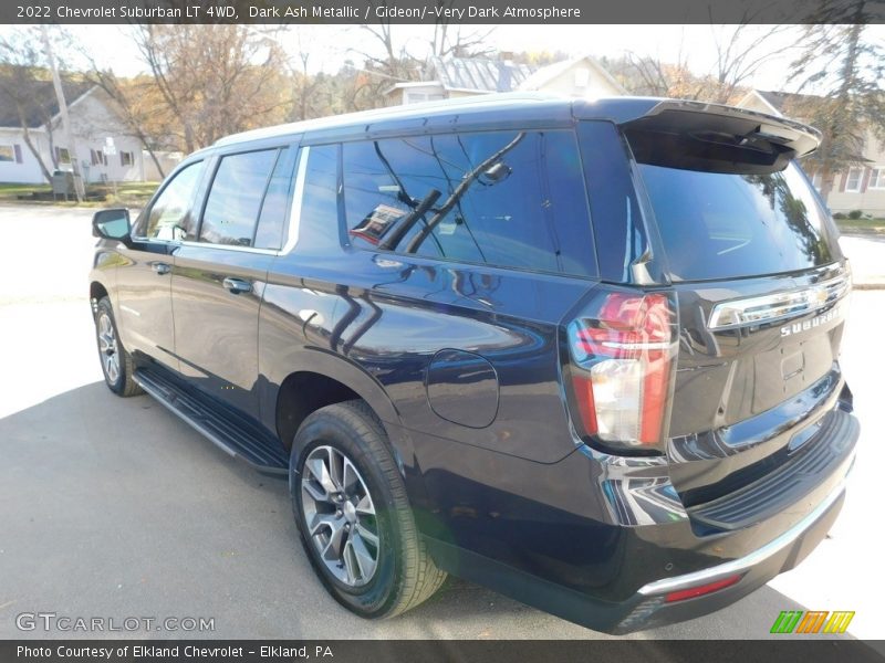 Dark Ash Metallic / Gideon/­Very Dark Atmosphere 2022 Chevrolet Suburban LT 4WD