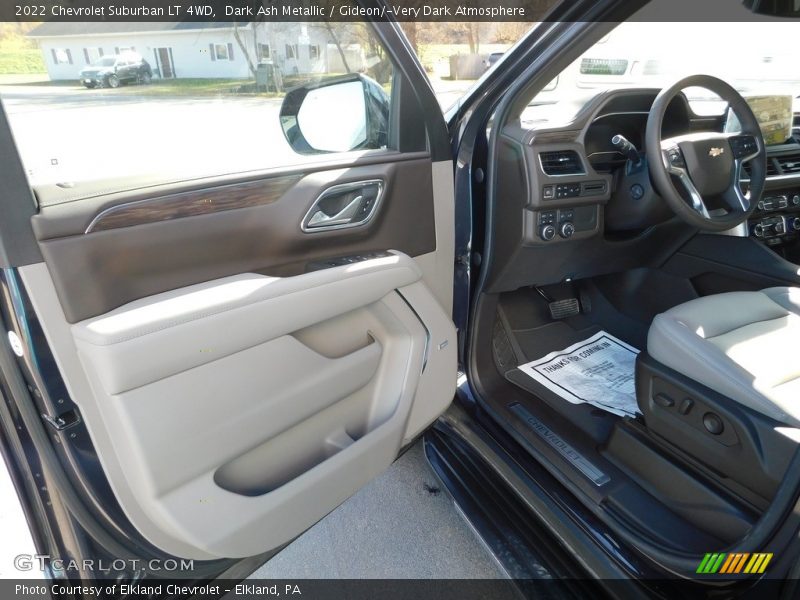 Dark Ash Metallic / Gideon/­Very Dark Atmosphere 2022 Chevrolet Suburban LT 4WD