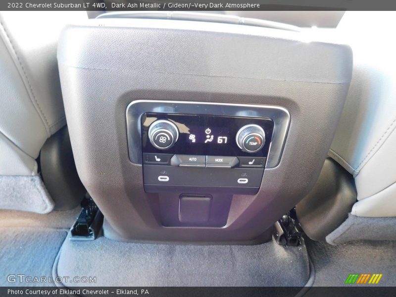 Dark Ash Metallic / Gideon/­Very Dark Atmosphere 2022 Chevrolet Suburban LT 4WD