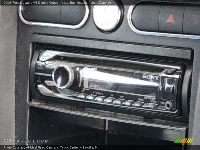 Vista Blue Metallic / Light Graphite 2006 Ford Mustang V6 Deluxe Coupe
