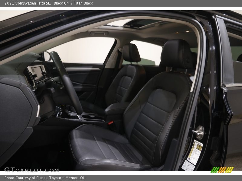Black Uni / Titan Black 2021 Volkswagen Jetta SE