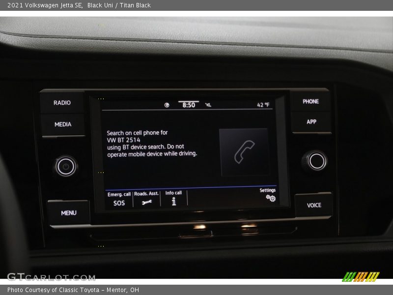 Black Uni / Titan Black 2021 Volkswagen Jetta SE