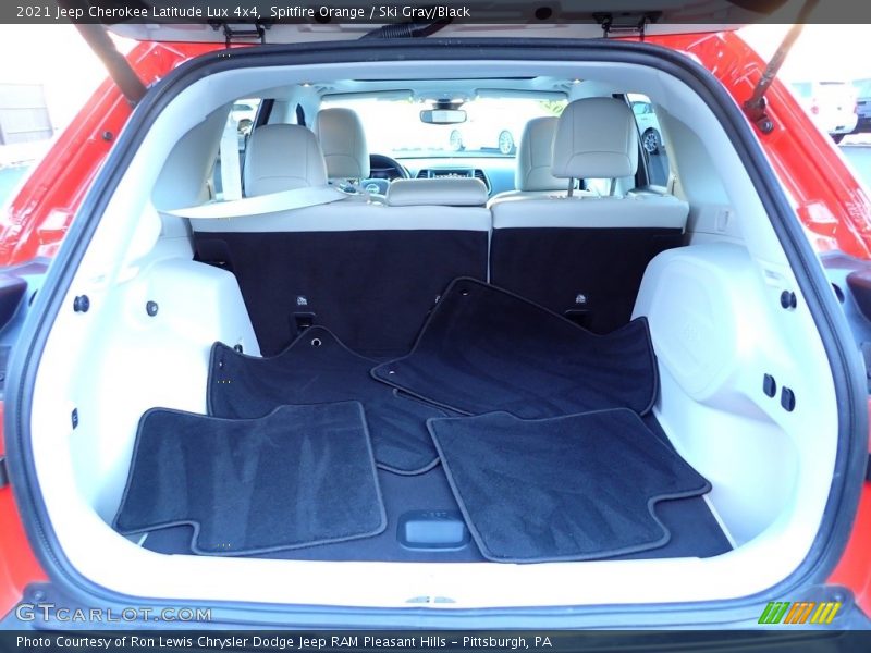 Spitfire Orange / Ski Gray/Black 2021 Jeep Cherokee Latitude Lux 4x4