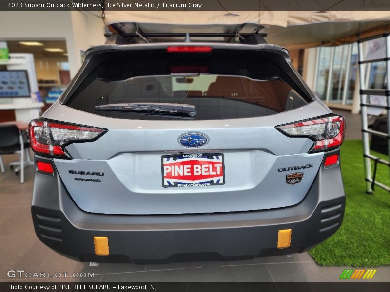 Ice Silver Metallic / Titanium Gray 2023 Subaru Outback Wilderness