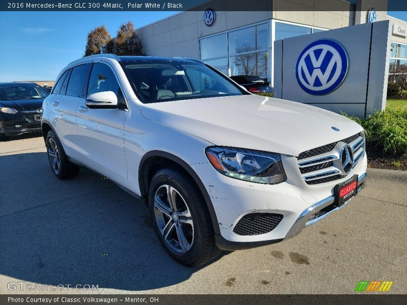 Polar White / Black 2016 Mercedes-Benz GLC 300 4Matic