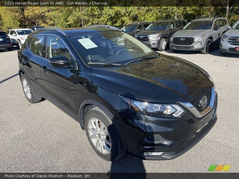Gun Metallic / Charcoal 2020 Nissan Rogue Sport SV AWD