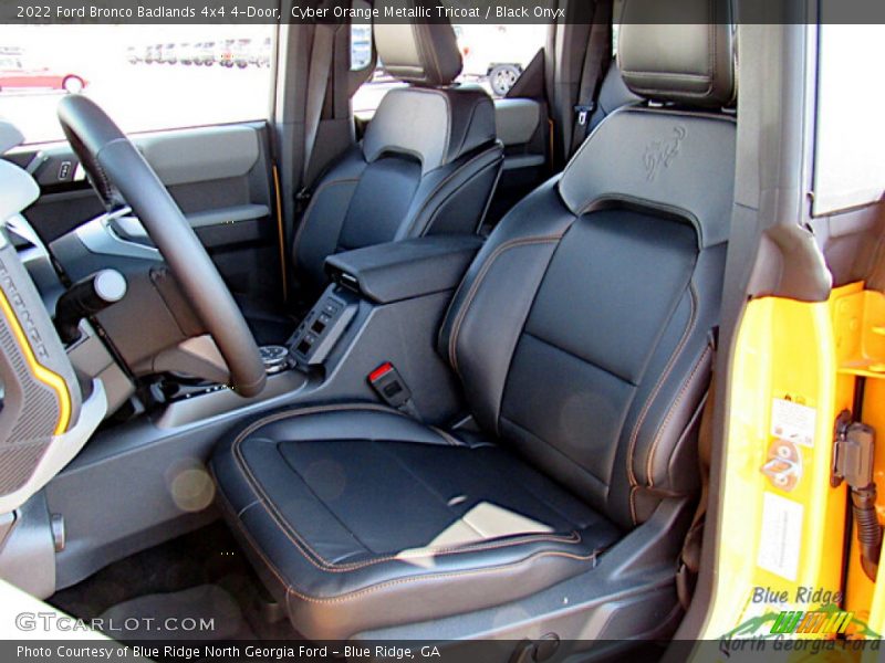 Cyber Orange Metallic Tricoat / Black Onyx 2022 Ford Bronco Badlands 4x4 4-Door