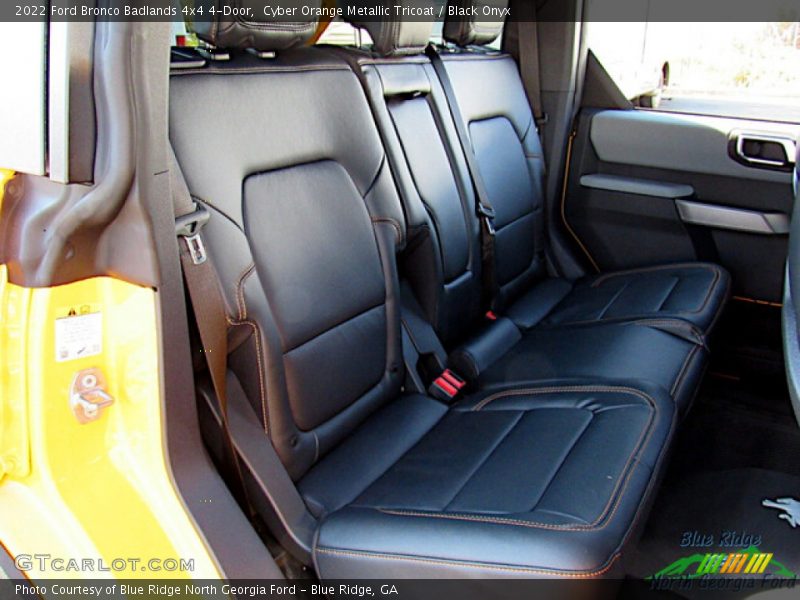 Cyber Orange Metallic Tricoat / Black Onyx 2022 Ford Bronco Badlands 4x4 4-Door