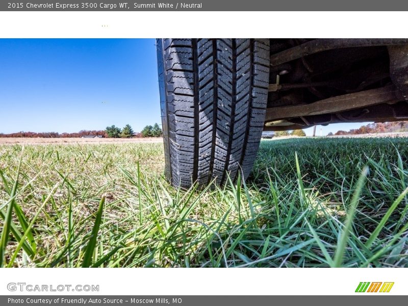 Summit White / Neutral 2015 Chevrolet Express 3500 Cargo WT