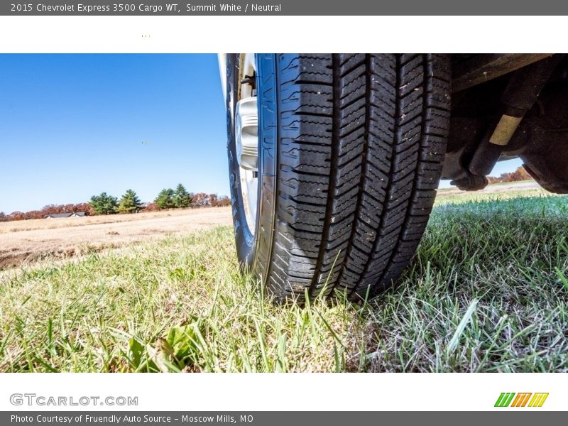 Summit White / Neutral 2015 Chevrolet Express 3500 Cargo WT