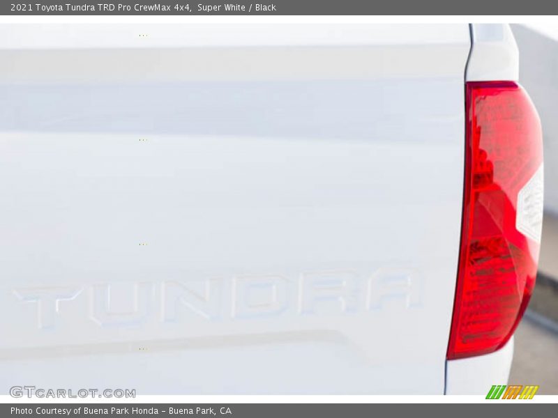 Super White / Black 2021 Toyota Tundra TRD Pro CrewMax 4x4
