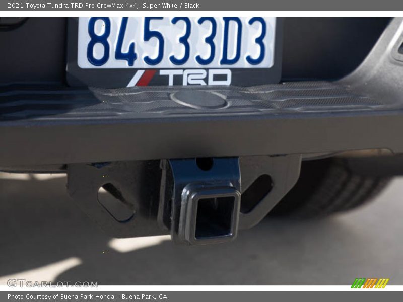 Super White / Black 2021 Toyota Tundra TRD Pro CrewMax 4x4