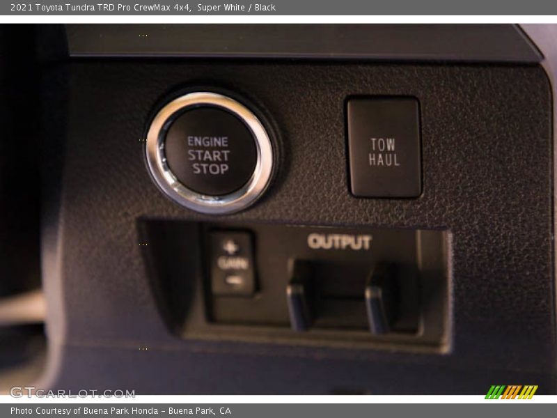 Super White / Black 2021 Toyota Tundra TRD Pro CrewMax 4x4