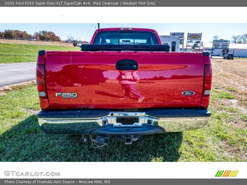 Red Clearcoat / Medium Flint Grey 2003 Ford F250 Super Duty XLT SuperCab 4x4