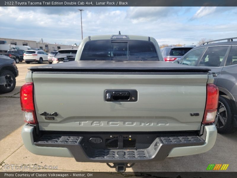 Lunar Rock / Black 2022 Toyota Tacoma Trail Edition Double Cab 4x4