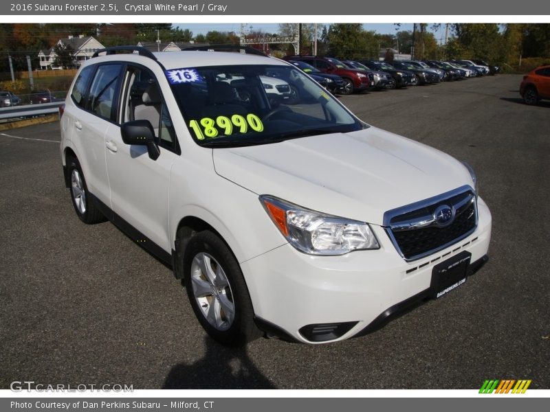 Front 3/4 View of 2016 Forester 2.5i