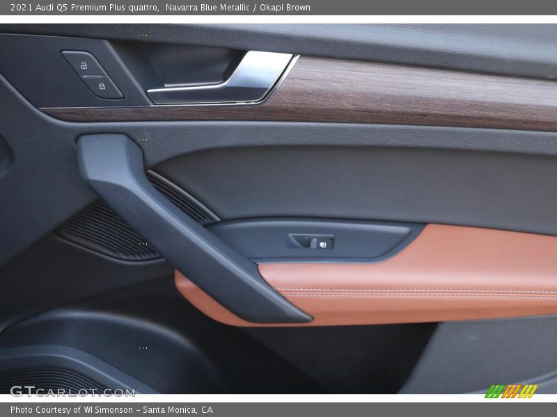 Navarra Blue Metallic / Okapi Brown 2021 Audi Q5 Premium Plus quattro
