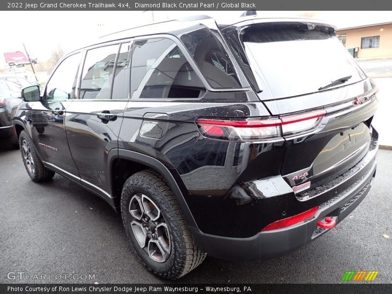 Diamond Black Crystal Pearl / Global Black 2022 Jeep Grand Cherokee Trailhawk 4x4