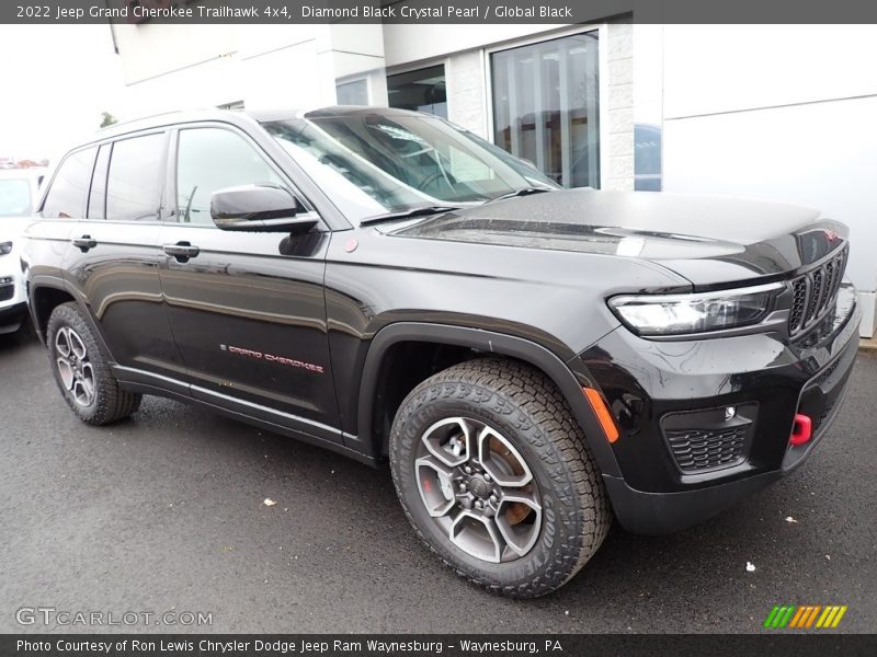 Diamond Black Crystal Pearl / Global Black 2022 Jeep Grand Cherokee Trailhawk 4x4